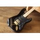 Guitarra Seizi Vintage Budokan HSS – Black Gold / Preta / Ferragens Douradas / Tarraxas c/ Trava